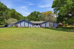 3010 Kelley St, West Orange, TX 77630 - Photo 1