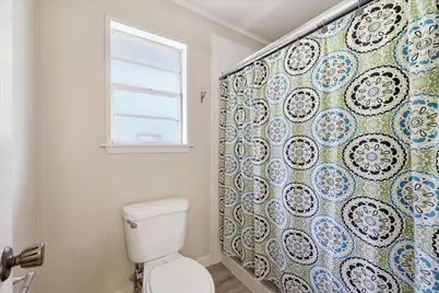3010 Kelley Street, Orange, TX 77630 - Photo 19