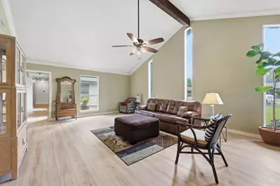 3010 Kelley Street, Orange, TX 77630 - Photo 9