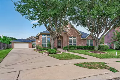 5242 Fountainbrook Lane, Sugar Land, TX 77479 - Photo 3