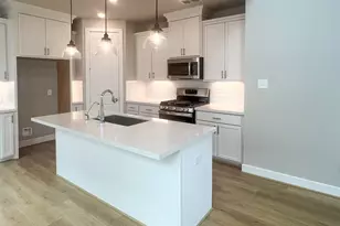 21818 Fitzroy Mnr Ln, Cypress, TX 77433 - Photo 7