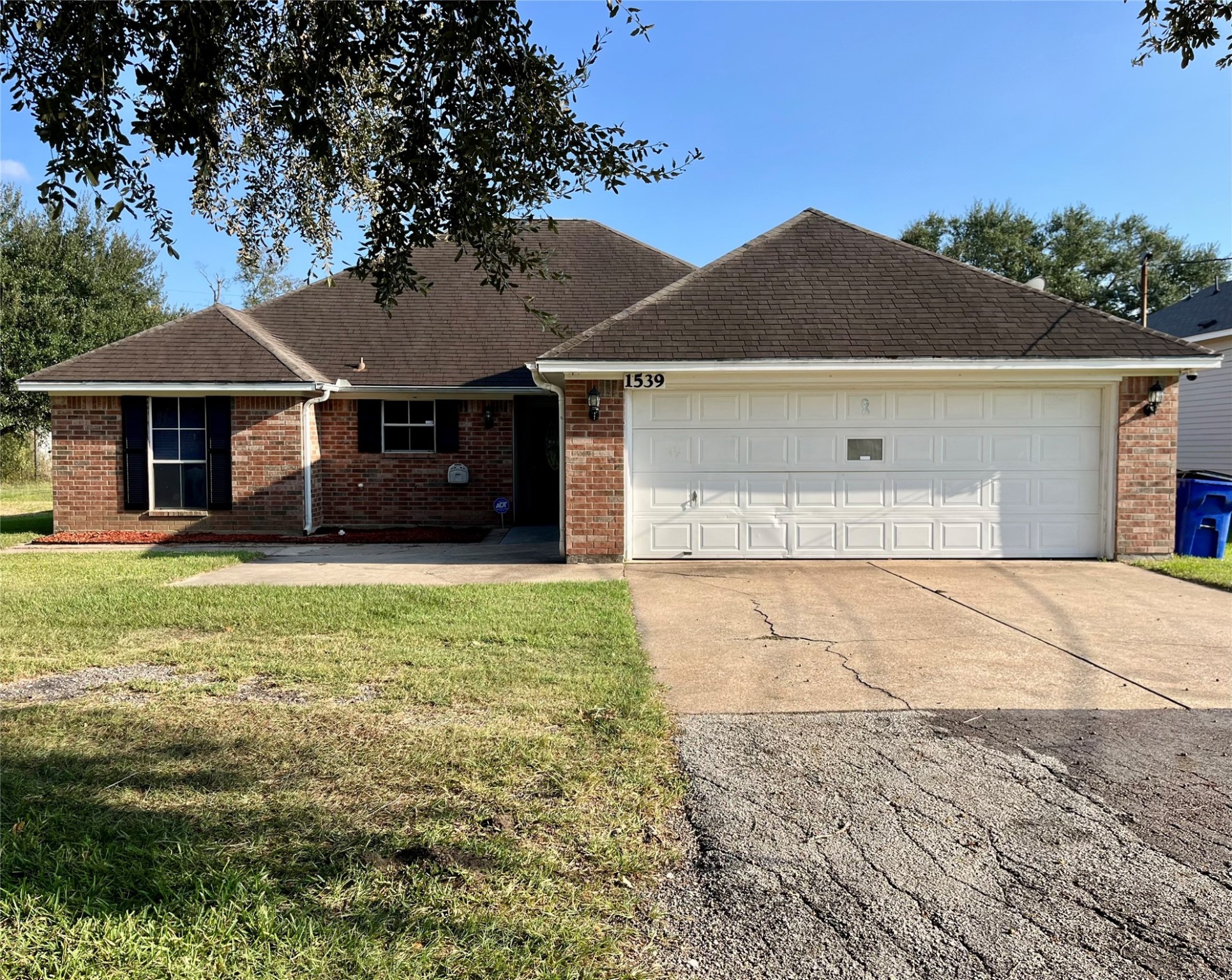 1539 Hillebrandt Rd, Beaumont, TX 77705 - MLS 33650320 - Coldwell Banker