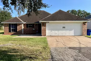 1539 Hillebrandt Rd, Beaumont, TX 77705 - Photo 1