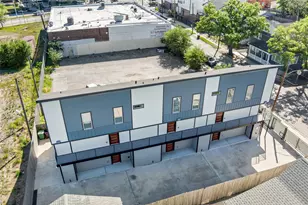 319 Eastwood St, Houston, TX 77011 - Photo 9