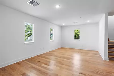 319 Eastwood Street, Houston, TX 77011 - Photo 23