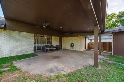 502 Red Bud Ln, Baytown, TX 77520 - Photo 27