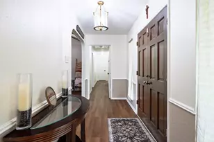502 Red Bud Ln, Baytown, TX 77520 - Photo 5