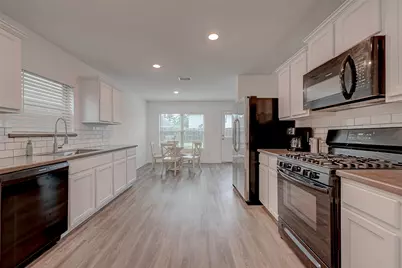 1234 Blue Hazel Court, Pinehurst, TX 77362 - Photo 23