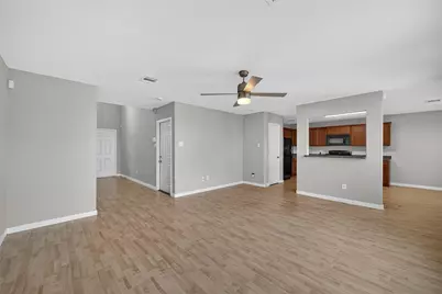 7023 Rosebud Hollow Lane, Richmond, TX 77469 - Photo 9