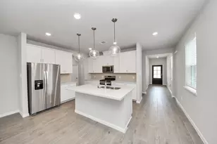 19556 Stripe Hl Bnd, Conroe, TX 77356 - Photo 15