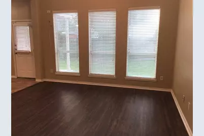 2718 Lakecrest Way Drive, Katy, TX 77493 - Photo 5