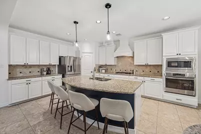 118 Hearthshire Circle, The Woodlands, TX 77354 - Photo 15