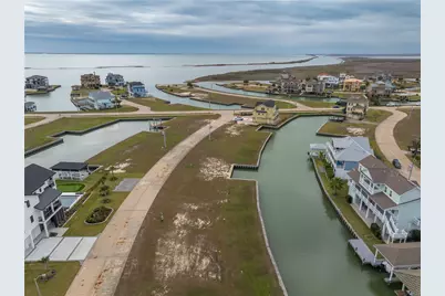 8 Marathon, Hitchcock, TX 77563 - Photo 33