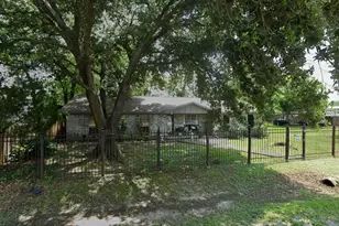 1085 St Clair St, Houston, TX 77088 - Photo 15