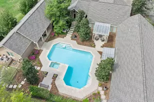 211 Golfview Dr, Richmond, TX 77469 - Photo 39