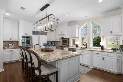 211 Golfview Drive, Richmond, TX 77469 - Photo 13