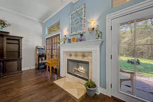 4720 State Hwy 21 E, Hemphill, TX 75948 - Photo 9