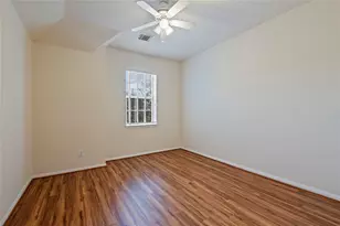 2143 Winding Springs Dr, League City, TX 77573 - Photo 33