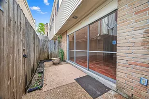 13244 Trail Hollow Dr, Houston, TX 77079 - Photo 39