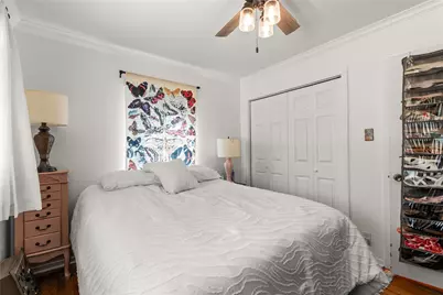 5831 Burr Oak Drive, Houston, TX 77092 - Photo 13