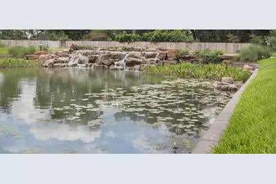 11021 Mikula Drive, Houston, TX 77043 - Photo 37