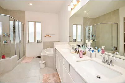 11021 Mikula Drive, Houston, TX 77043 - Photo 27