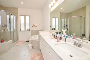 11021 Mikula Dr, Houston, TX 77043 - Photo 27
