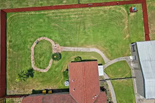 405 Park St, Anahuac, TX 77514 - Photo 37