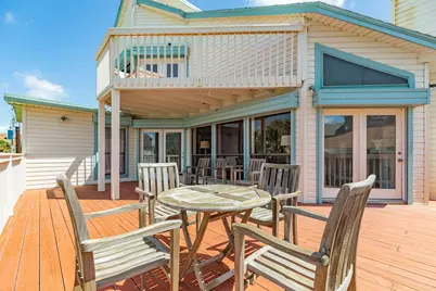 4231 Pelican Lane, Galveston, TX 77554 - Photo 9