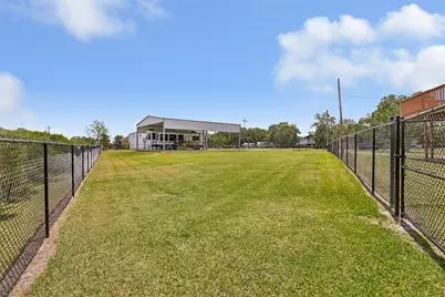 313 Oak Island Drive, Anahuac, TX 77514 - Photo 3