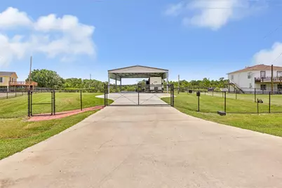 313 Oak Island Drive, Anahuac, TX 77514 - Photo 1