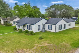1300 Brazos St, Rosenberg, TX 77471 - Photo 1