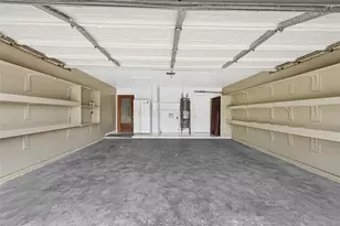 9208 Carousel Ln, Houston, TX 77080 - Photo 5