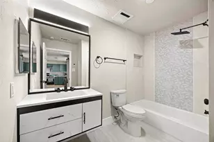 10814 Village Trail Dr, Houston, TX 77065 - Photo 5