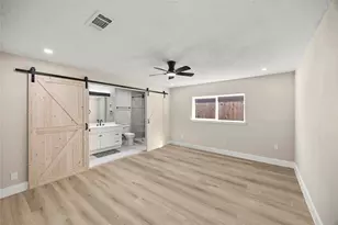 10814 Village Trail Dr, Houston, TX 77065 - Photo 9