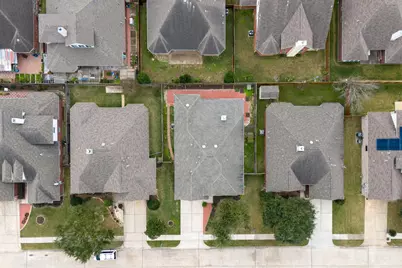 1318 Diamante Drive, Pasadena, TX 77504 - Photo 3