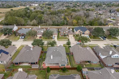 1318 Diamante Drive, Pasadena, TX 77504 - Photo 5