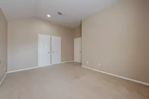 14026 Shamrock Park Ln, Sugar Land, TX 77498 - Photo 33