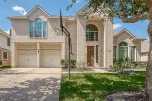 14026 Shamrock Park Ln, Sugar Land, TX 77498 - Photo 1