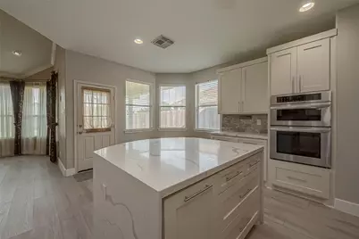 14026 Shamrock Park Lane, Sugar Land, TX 77498 - Photo 27