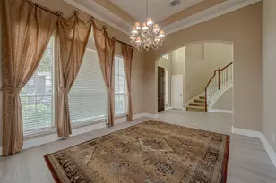 14026 Shamrock Park Ln, Sugar Land, TX 77498 - Photo 9