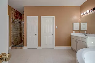 14026 Shamrock Park Ln, Sugar Land, TX 77498 - Photo 47