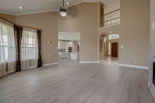 14026 Shamrock Park Ln, Sugar Land, TX 77498 - Photo 17