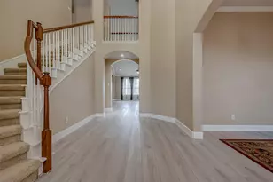 14026 Shamrock Park Ln, Sugar Land, TX 77498 - Photo 5
