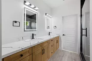 5515 Elm Springs Dr, Houston, TX 77048 - Photo 21
