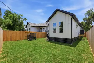 5515 Elm Springs Dr, Houston, TX 77048 - Photo 31
