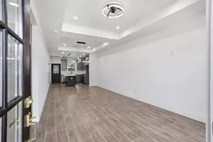5515 Elm Springs Dr, Houston, TX 77048 - Photo 3