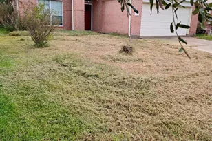 1903 Manor Dr, Baytown, TX 77521 - Photo 11