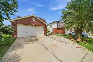 5722 Tiger Lilly Way, Houston, TX 77085 - Photo 3
