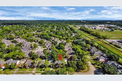 15919 Lake Lodge Drive, Houston, TX 77062 - Photo 45